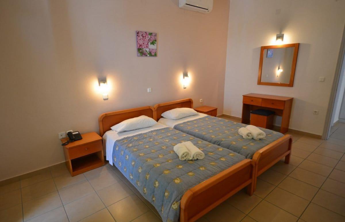 Paradiso Apartments Ýpsos Buitenkant foto