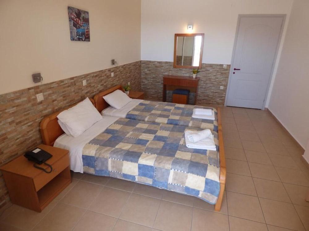 Paradiso Apartments Ýpsos Buitenkant foto
