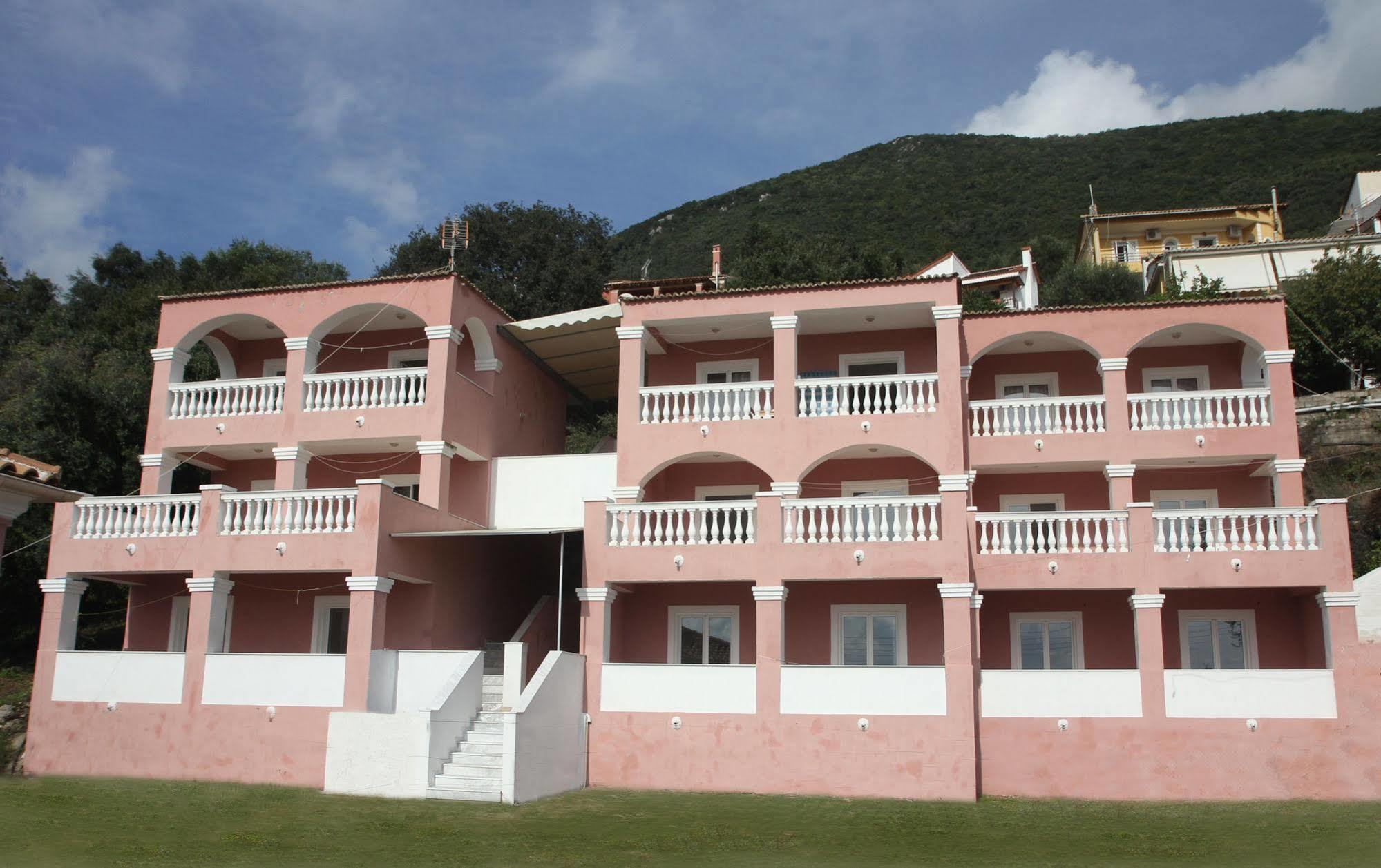 Paradiso Apartments Ýpsos Buitenkant foto